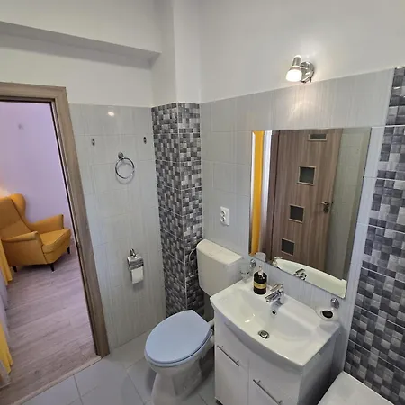 Spacious 2-Bedroom Apartment With Balcony Apartment